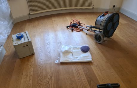 solid-oak-floor-sanding-bromley