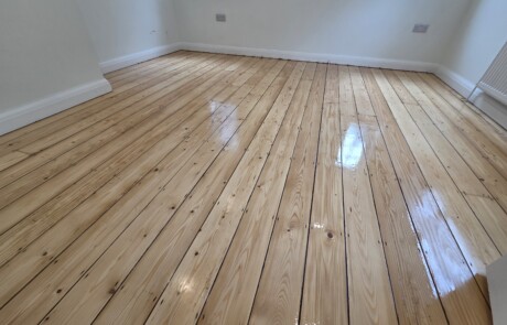 pine-floorboard-floor-sanding--floor-restoration-dulwich